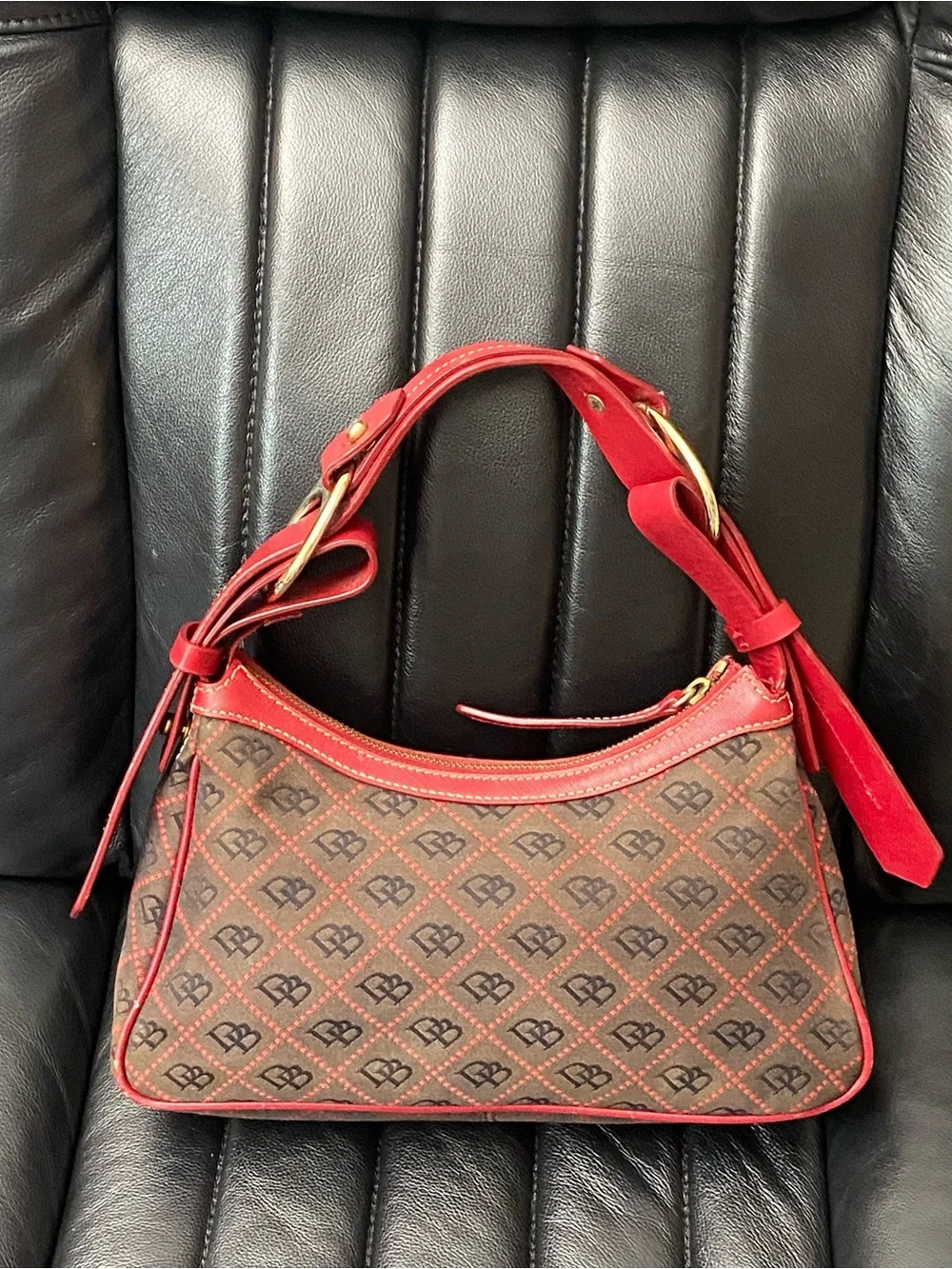 Vintage Dooney And Bourke Signature Quilt Hobo Dark Red Zip Small Shoulder Bag